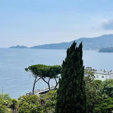 Attico San Faustino: Beachfront Villa with Panoramic Sea Views Rapallo Exterior photo