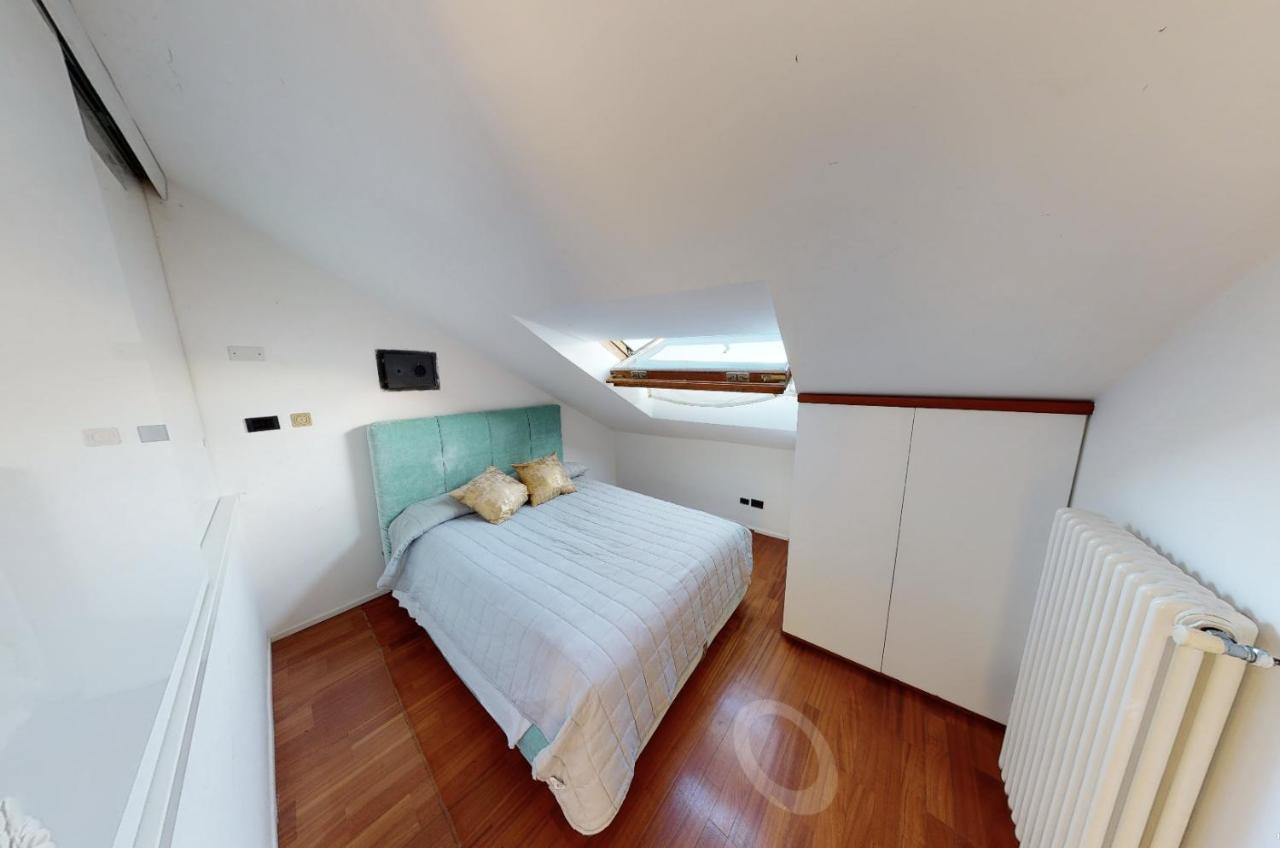Attico San Faustino: Beachfront With Panoramic Sea Views Holiday home Rapallo