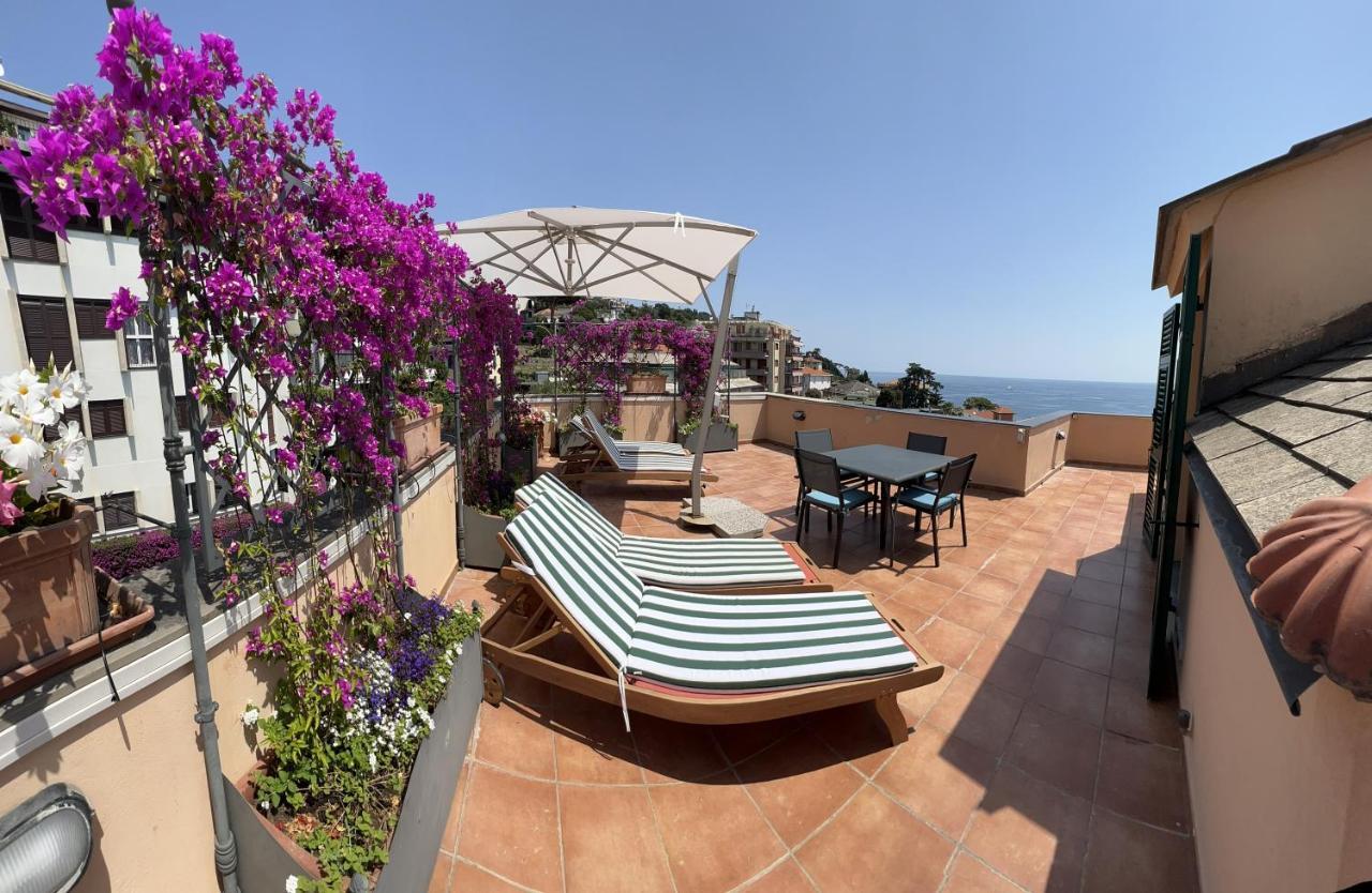Holiday home Attico San Faustino: Beachfront With Panoramic Sea Views